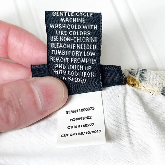 Torrid White Floral One Sleeve Ruffle Neck Blouse Women's Plus Size 1X - Picture 5 of 5